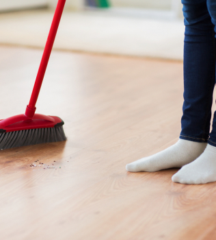 Tips for Proper Hardwood, Laminate and Tile Floor Sweeping